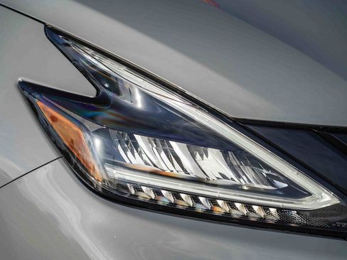 Used 2024 Nissan Murano SV w/ SV Midnight Edition Package image 2