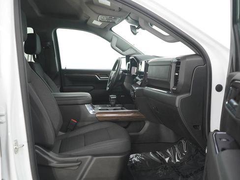Used 2023 Chevrolet Silverado 1500 RST w/ Convenience Package II AWD/4WD image 11