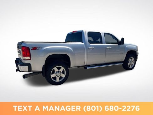 Used 2011 GMC Sierra 2500 SLT w/ SLT Convenience Package AWD/4WD image 5