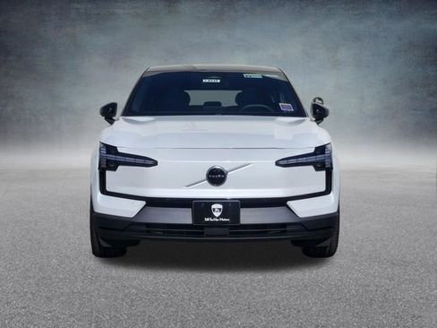 New 2026 Volvo EX30 Plus w/ Protection Package AWD/4WD image 2