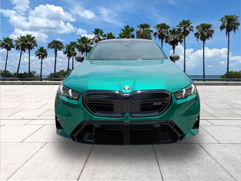 Used 2026 BMW M5 w/ Carbon Package AWD/4WD image 2