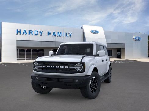 New 2026 Ford Bronco Outer Banks AWD/4WD image 2