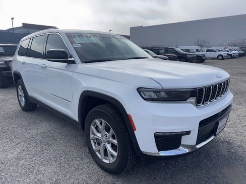 Used 2023 Jeep Grand Cherokee L Limited image 3