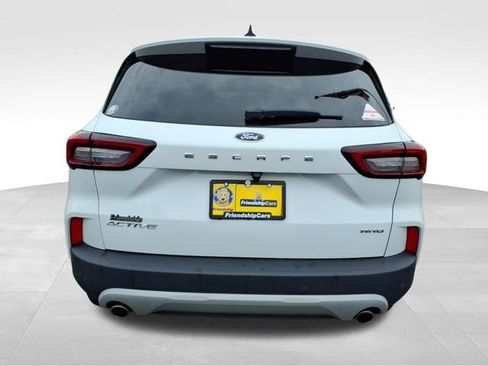 Used 2023 Ford Escape Active w/ Tech Pack #1 AWD/4WD image 9