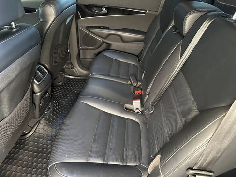Used 2019 Kia Sorento SX w/ SX Touring Package AWD/4WD image 21