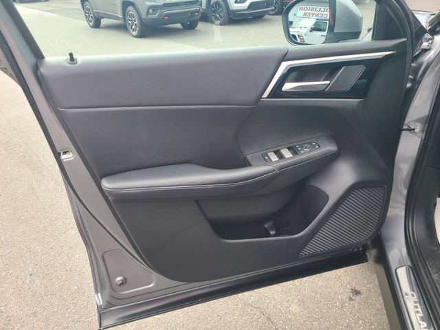 Used 2023 Mitsubishi Outlander SE AWD/4WD image 10