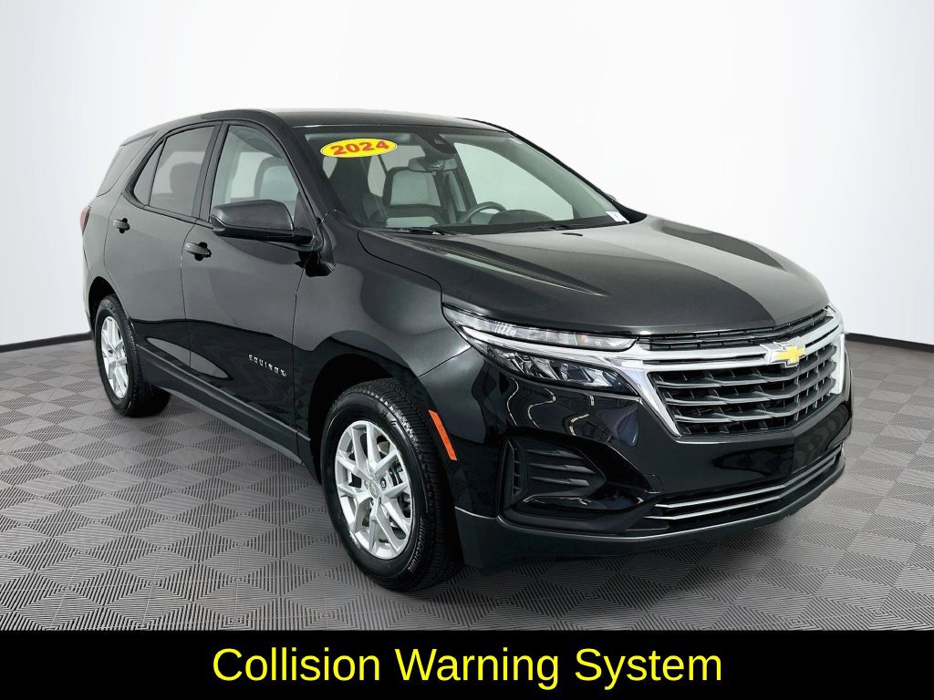 Used 2024 Chevrolet Equinox LS w/ LS Convenience Package AWD/4WD image 3