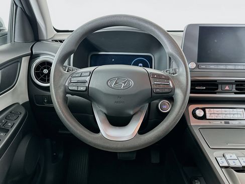 Used 2023 Hyundai Kona SE w/ Cargo Package image 18