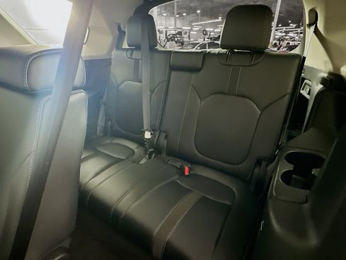 Used 2025 Honda Pilot EX-L image 28