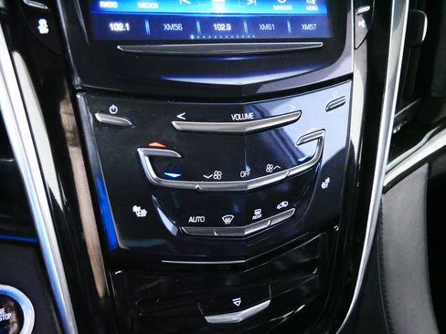 Used 2018 Cadillac Escalade ESV Platinum AWD/4WD image 23
