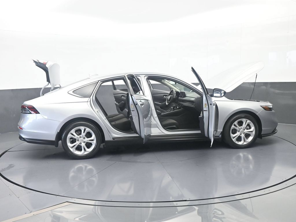 Used 2024 Honda Accord LX image 68