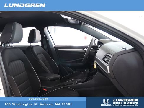 Used 2023 Volkswagen Jetta Sport FWD image 15