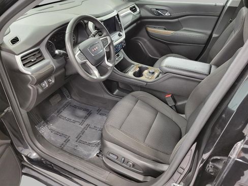 Certified 2023 GMC Acadia SLE w/ Driver Convenience Package image 9