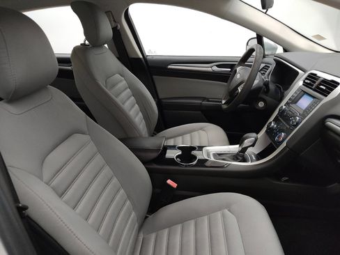 Used 2015 Ford Fusion S FWD image 21