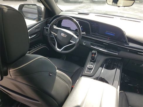 Used 2022 Cadillac Escalade Sport w/ Touring Package image 18