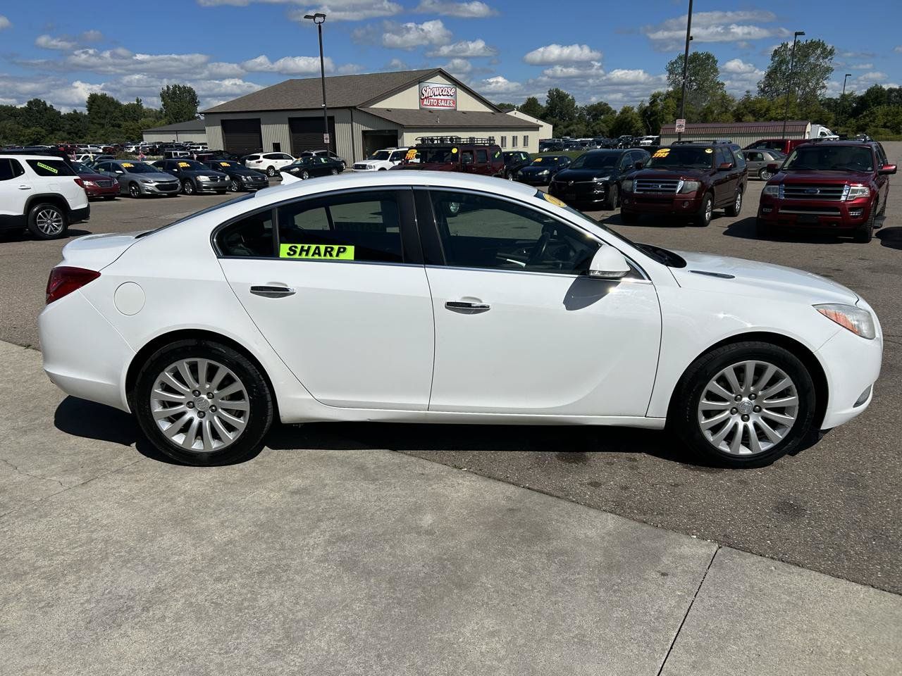 Used 2013 Buick Regal Premium FWD image 4