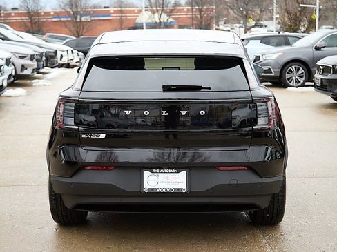 New 2026 Volvo EX30 Plus w/ Protection Package image 5