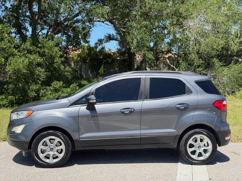 Used 2020 Ford EcoSport SE image 2