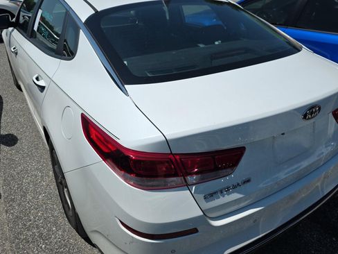 Used 2019 Kia Optima LX FWD image 4