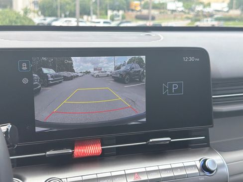 Certified 2025 Hyundai Kona SEL FWD image 30
