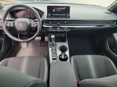 Used 2025 Honda Civic Sport image 15