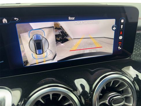 Used 2024 Mercedes-Benz EQB 250+ image 62