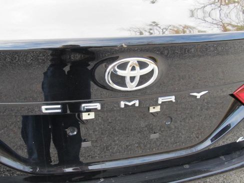Used 2023 Toyota Camry LE image 11