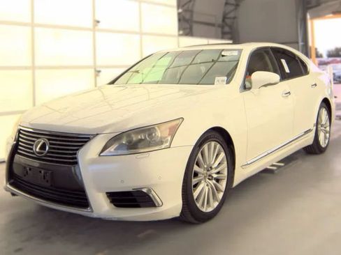 Used 2013 Lexus LS 460 AWD w/ Comfort Pkg image 1