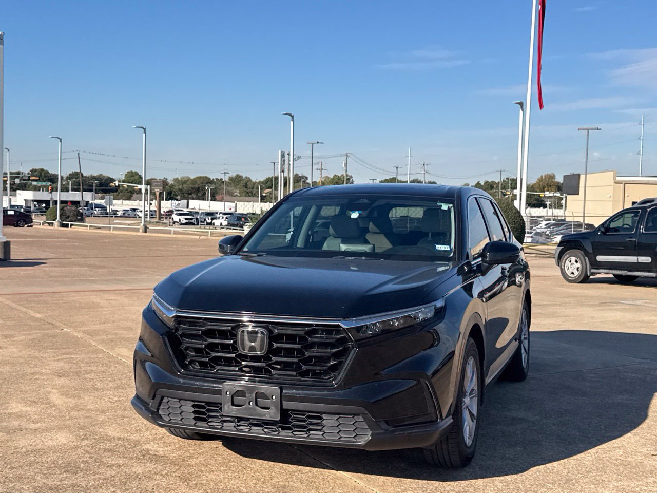 Used 2025 Honda CR-V EX image 8