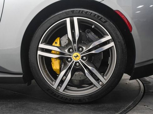 Certified 2019 Ferrari Portofino image 36