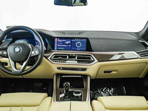 Certified 2022 BMW X5 sDrive40i w/ Premium Package image 15