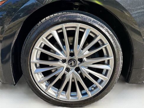 Used 2022 Lexus IS 300 AWD w/ Premium Package image 34