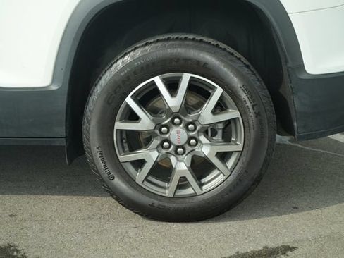 Used 2023 GMC Acadia SLE FWD image 48