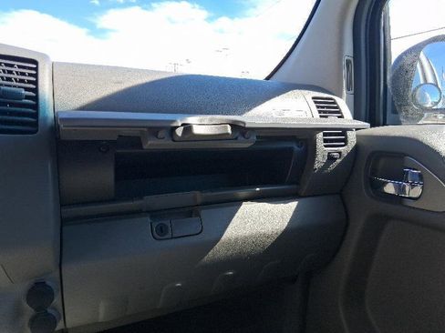 Used 2006 Nissan Frontier SE w/ (P01) Power Pkg image 37