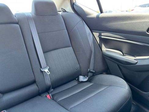 Used 2025 Nissan Altima 2.5 SV FWD image 36
