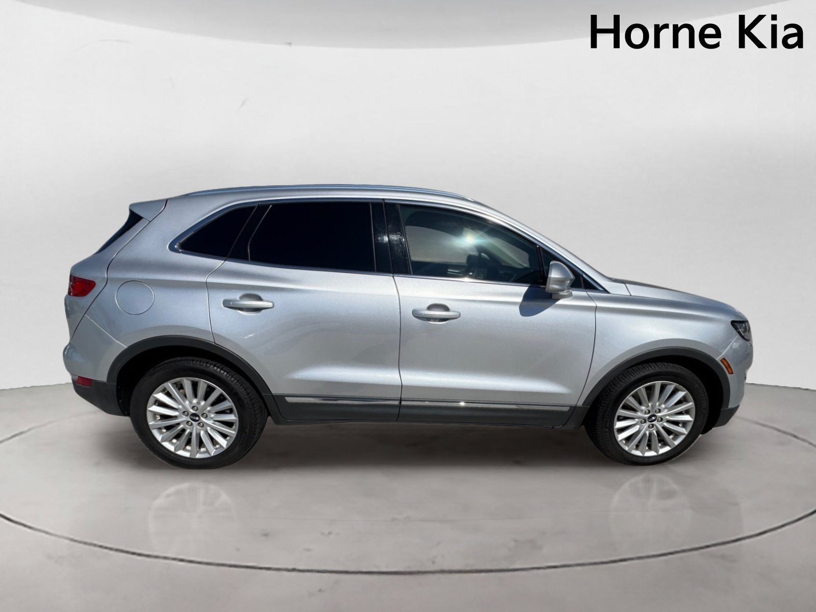 Used 2019 Lincoln MKC Premiere FWD image 3