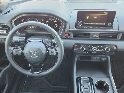 New 2025 Honda Pilot Sport image 31