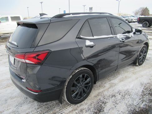 Used 2023 Chevrolet Equinox RS image 5