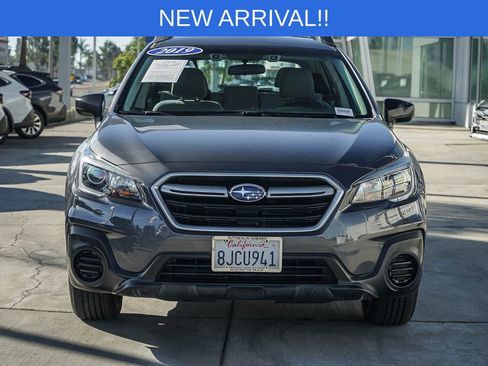Used 2019 Subaru Outback 2.5i image 2