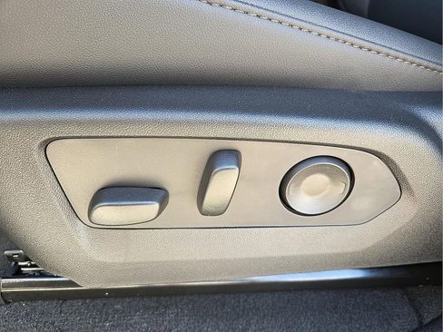 New 2026 Chevrolet Colorado Trail Boss AWD/4WD image 15