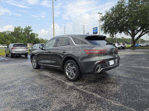 Used 2025 Genesis GV70 2.5T AWD/4WD image 7