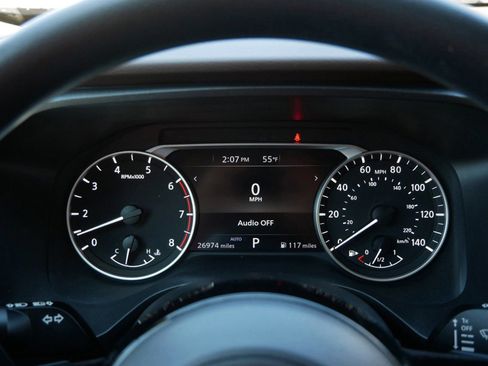 Used 2023 Nissan Rogue SV image 24