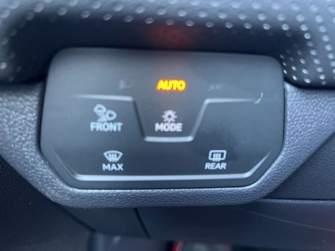 New 2026 Volkswagen Atlas SE image 21