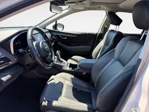 Used 2025 Subaru Outback Onyx Edition AWD/4WD image 9