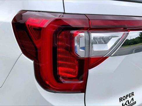 Used 2023 GMC Acadia Denali w/ Trailering Package FWD image 30