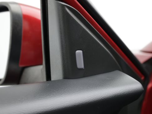 Used 2021 Nissan Sentra SV FWD image 15