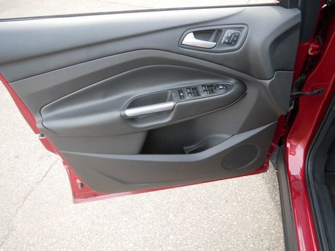 Used 2015 Ford Escape Titanium image 12