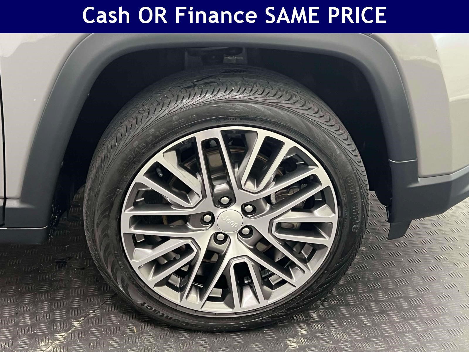 Certified 2023 Jeep Compass Limited w/ Elite Group AWD/4WD image 12