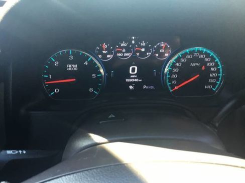 Used 2018 GMC Yukon Denali w/ Denali Ultimate Package AWD/4WD image 16