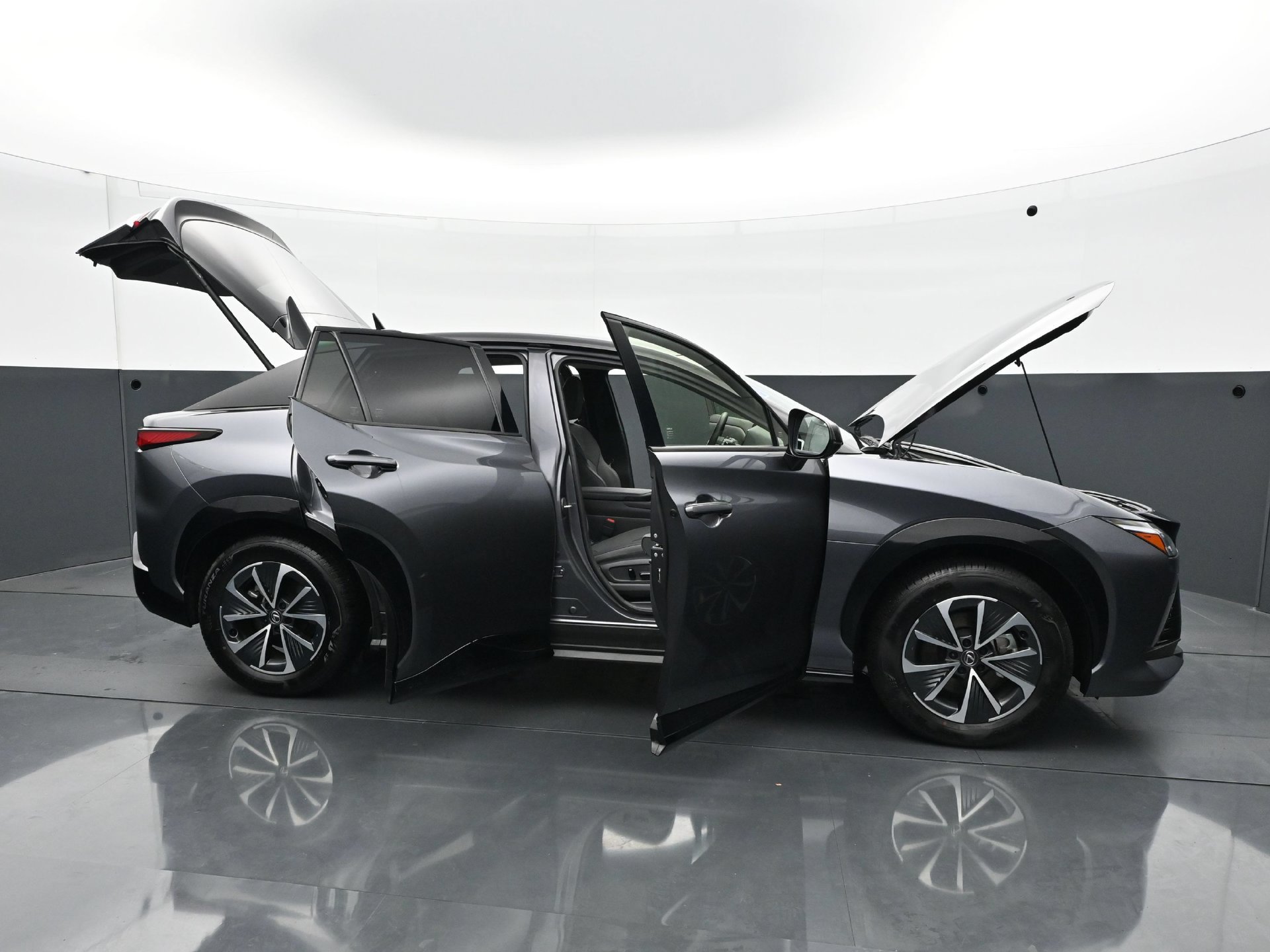 Used 2025 Lexus RZ 300e w/ Accessory Package (2T) FWD image 37